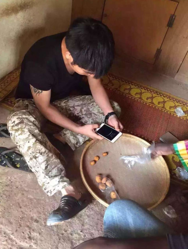 古董蜜蜡价格走势_五年后蜜蜡走势分析_蜜蜡专家安森古董蜜蜡分析